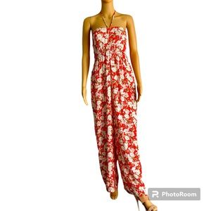 NWOT American Eagle Floral Halter Strapless Wide leg Crepe jumpsuit  gel grip M